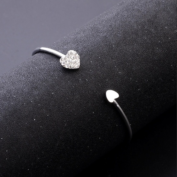 🌸Perfect Gift 🎁 Silver Heart Rhinestone Bracelet - Picture 4 of 5